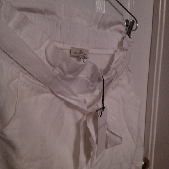 Thread & Supply Valerie Shorts White S NWOT - Picture 5 of 5